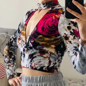 BEBE long sleeve copped wrap top Size S